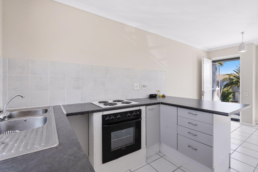 1 Bedroom Property for Sale in Milnerton Ridge Western Cape